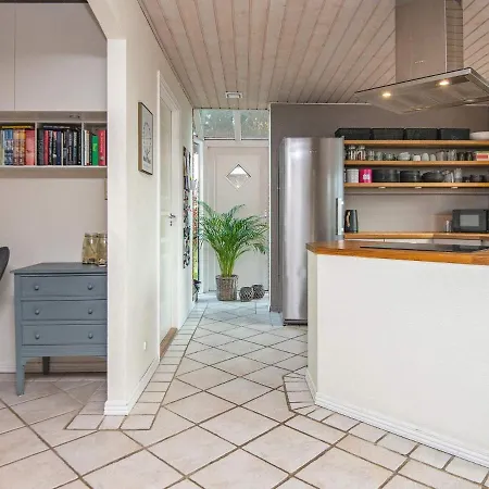 4 Star Holiday Home In Ebeltoft Ebeltoft